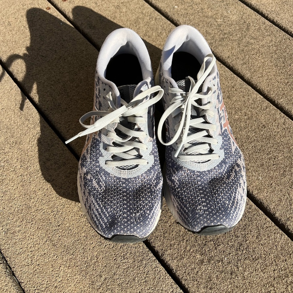 Women’s ASICS Gel DS Trainer 25. Size 10 - Picture 3 of 6